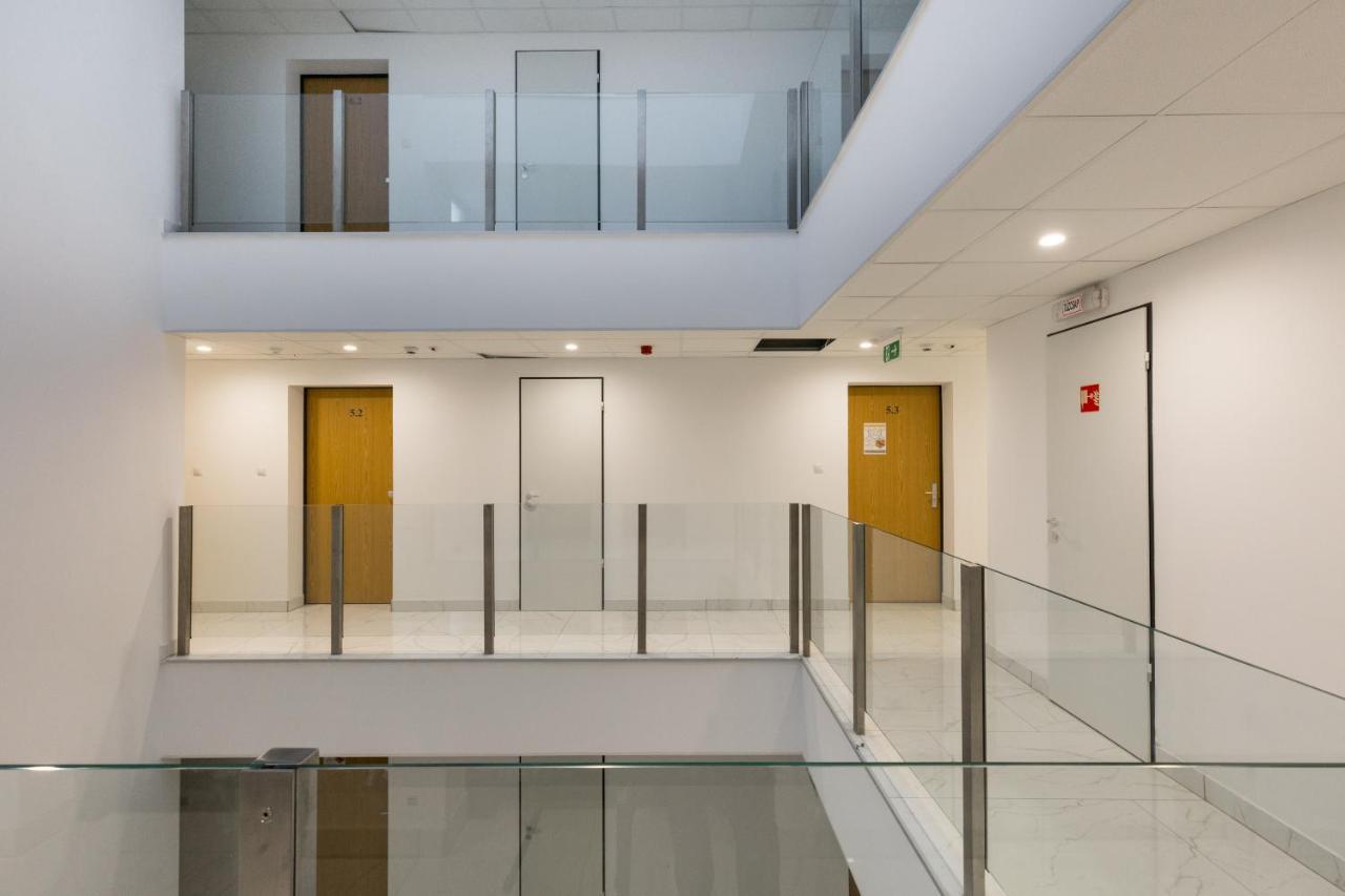 Downtown Residences - Ac,elevator,terrace Appartement